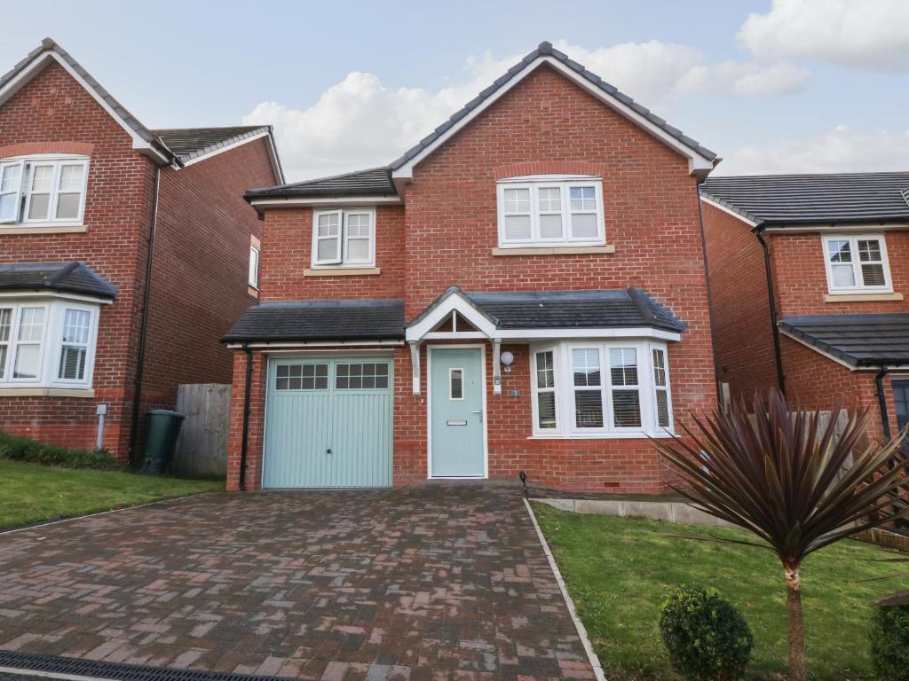 Woodland View, Colwyn Bay (updated prices 2024)