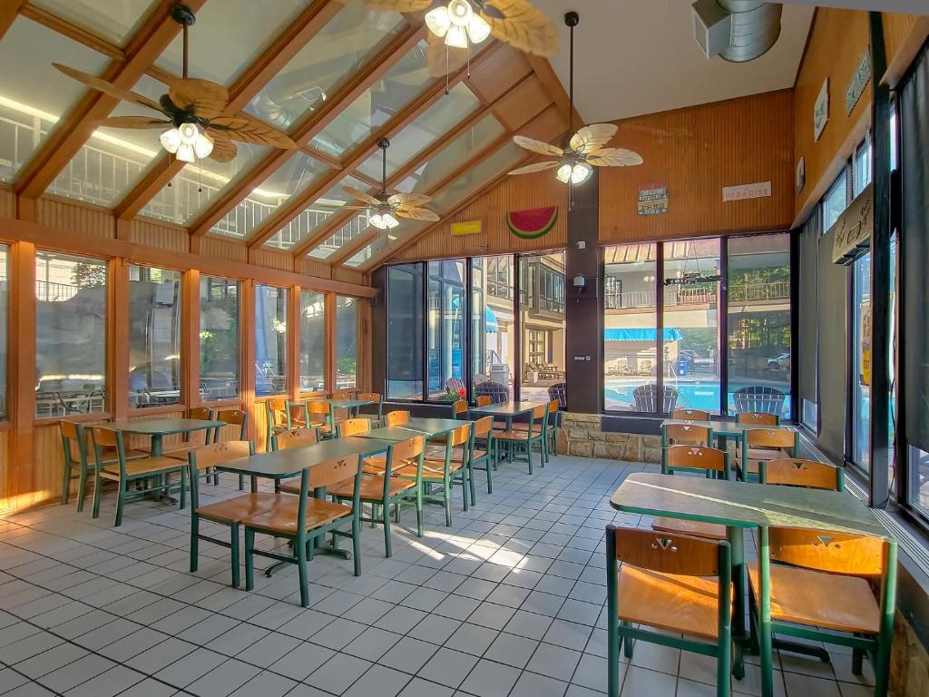 Ресторан / где поесть в Sidney James Mountain Lodge