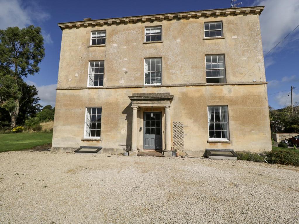 Rockstowes House, Dursley Updated 2024 Prices