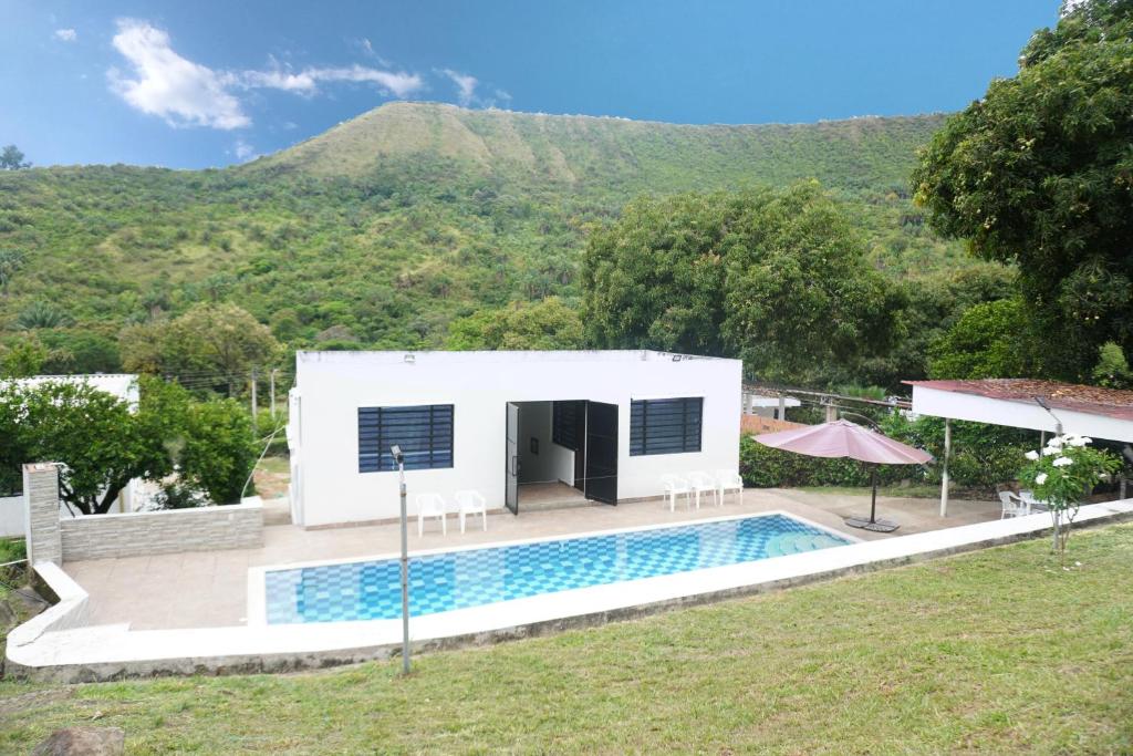 Casa Quinta Villa Carolita - Three-Bedroom Townhouse