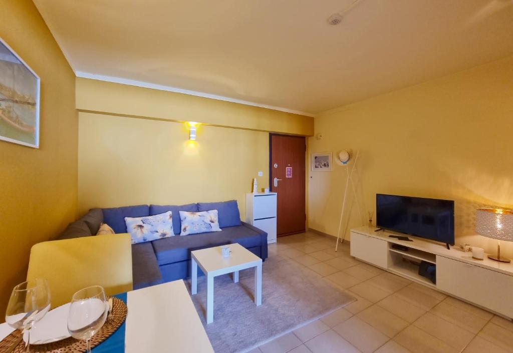 FLH Portimão Modest Flat with Balcony