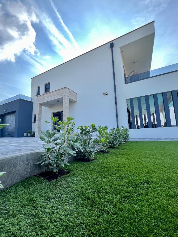 Ogród w obiekcie Villa Mila