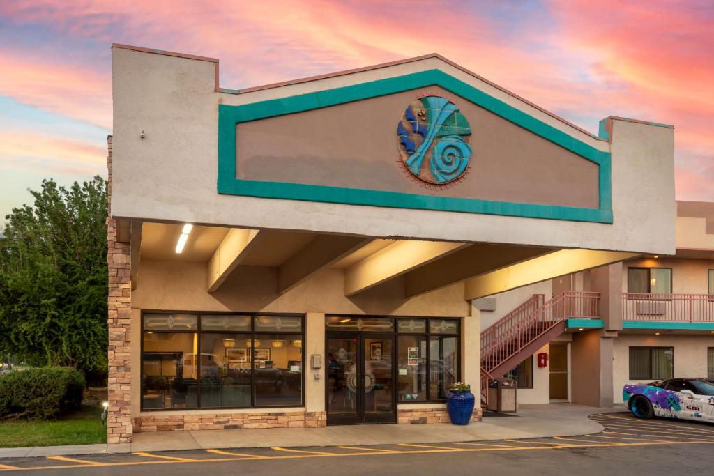Fotografie z fotogalerie ubytování Best Western Turquoise Inn & Suites v destinaci Cortez