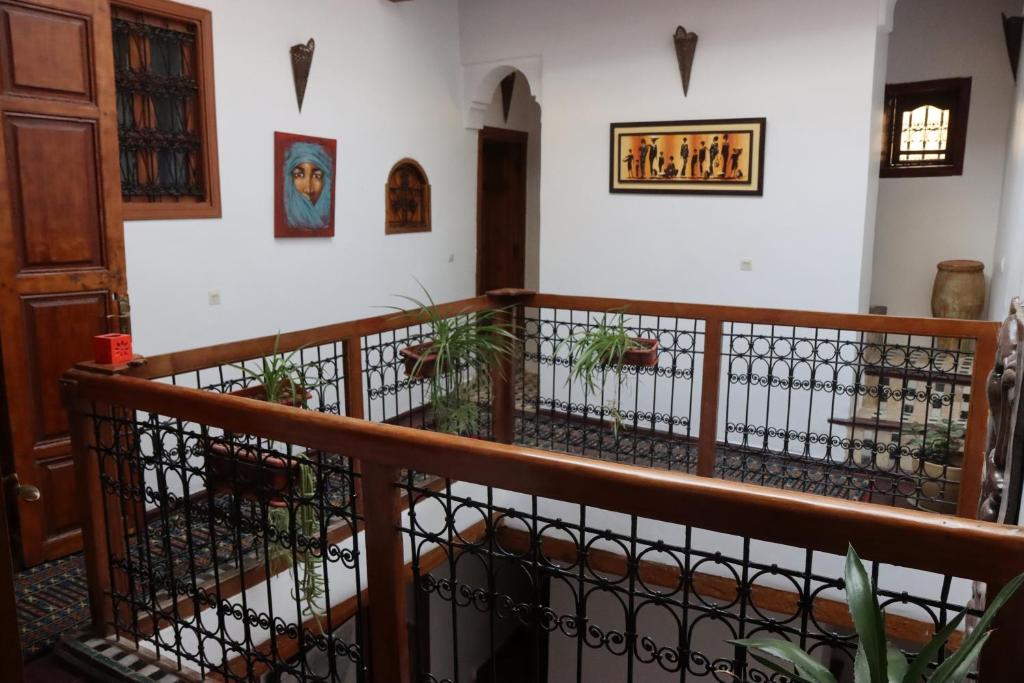 Un balcon sau o terasă la Riad dar nouar