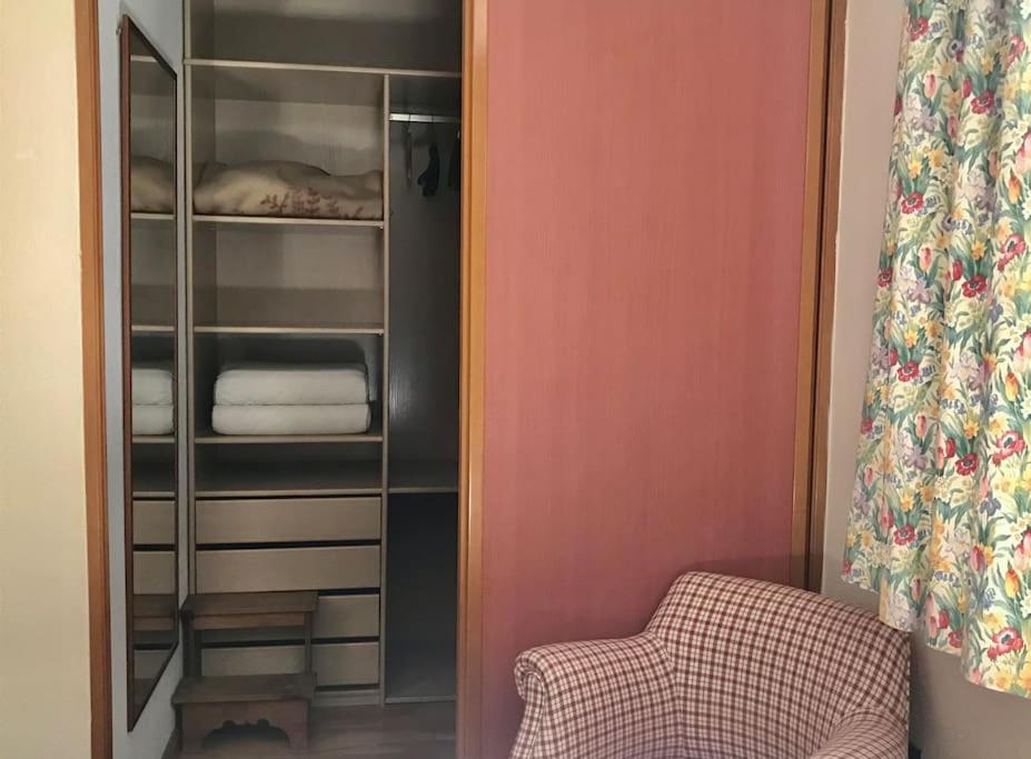 Postel nebo postele na pokoji v ubytování Casa rústica familiar en los Pirineos