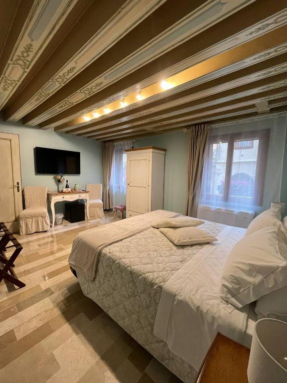 Corte del Doge di Rialto - 12