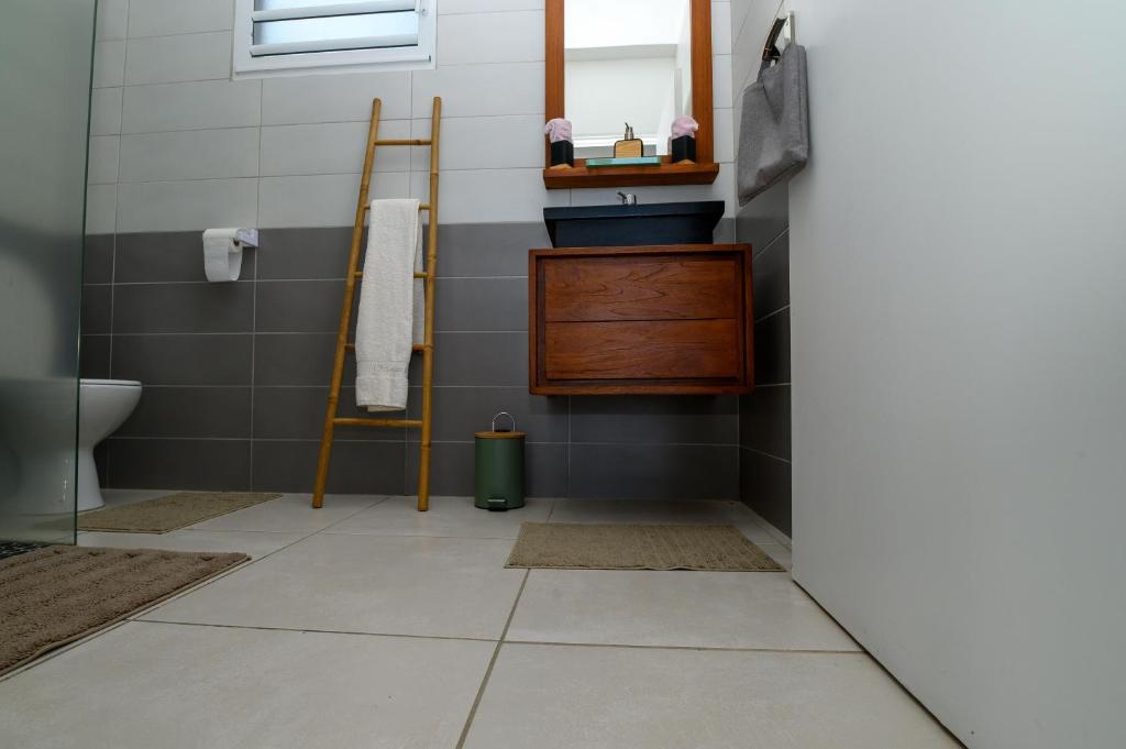 Koupelna v ubytování VILLA EDINA , Exceptionnel aux Trois ILETS,T3 vue incroyable sur FDF