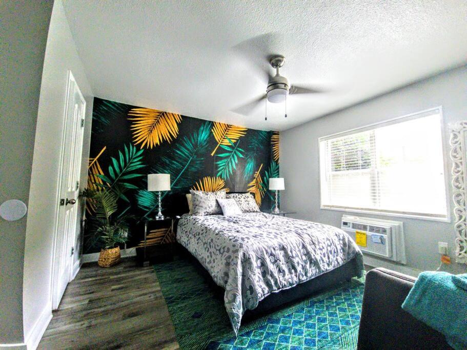 Spring Falls Suite - Housity