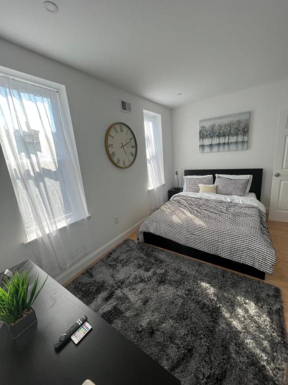 Conveniently located 10 minutes from Center City Philadelphia! Luxurious University City 1-2 bedroom apartments available now