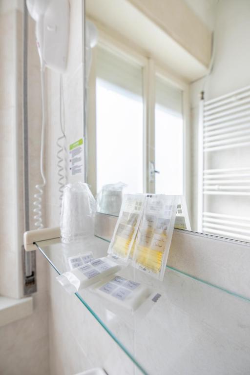 Hotel Ausonia B&B RiMiNi - Resim 16