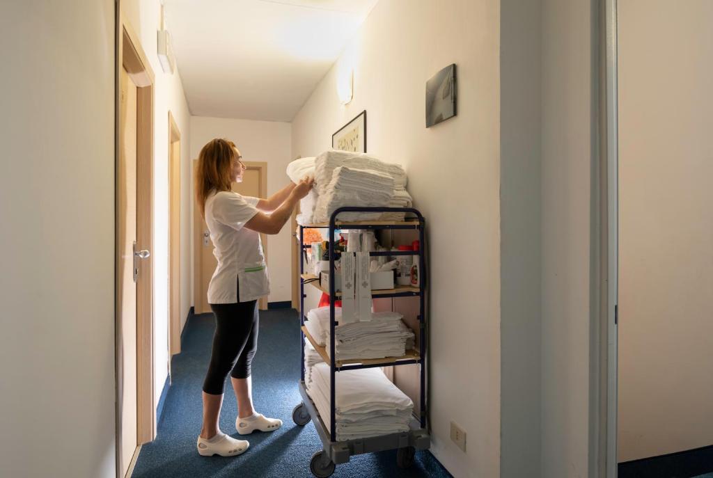 Hotel Ausonia B&B RiMiNi - Resim 40