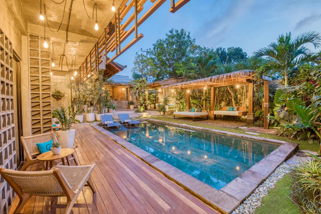 Leafy Home Canggu - 11