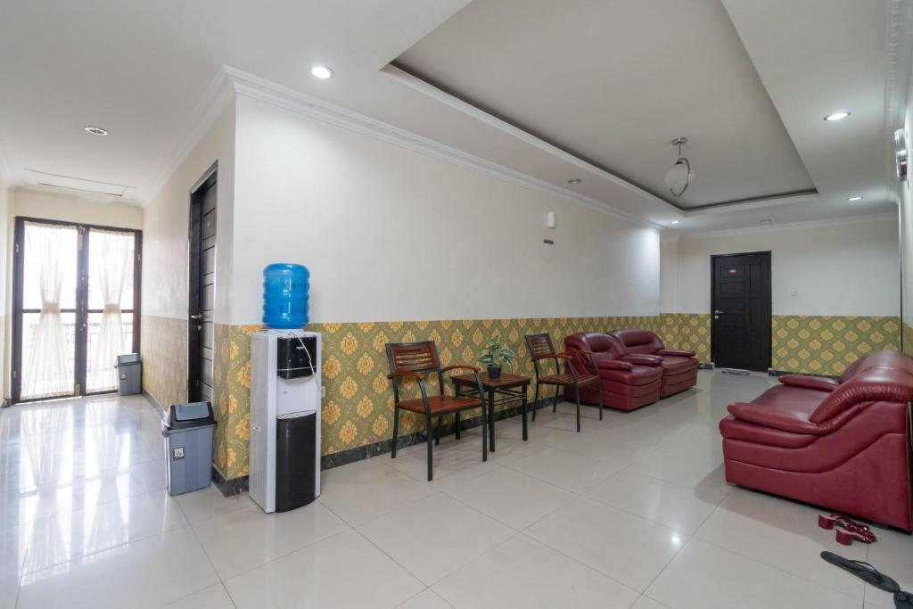 Posezení v ubytování RedDoorz near RSIA Andini Pekanbaru