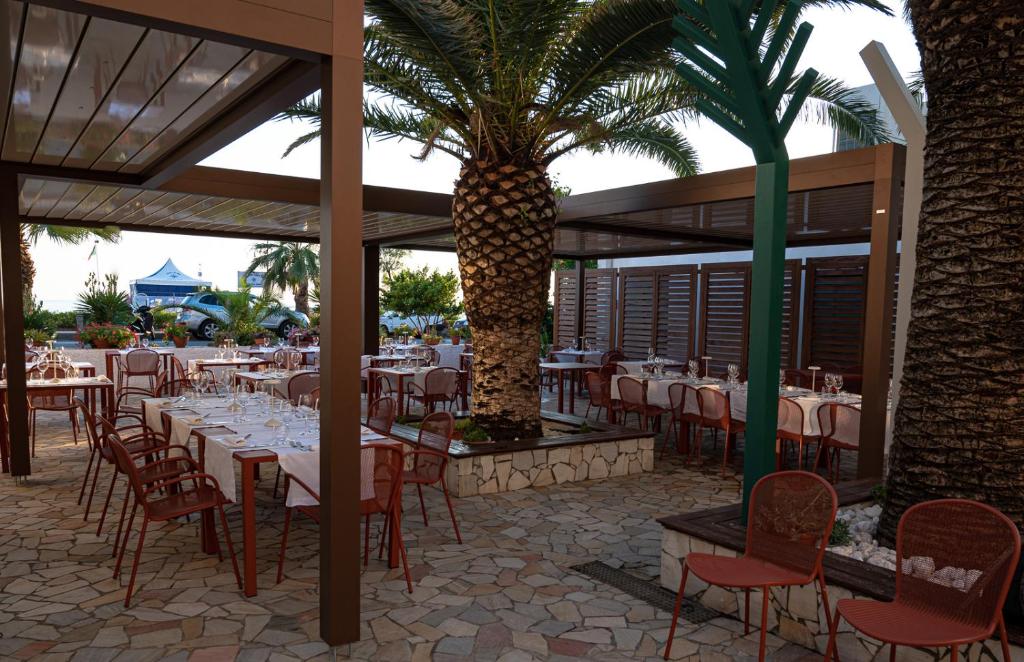 Restaurace v ubytování Hotel Garden