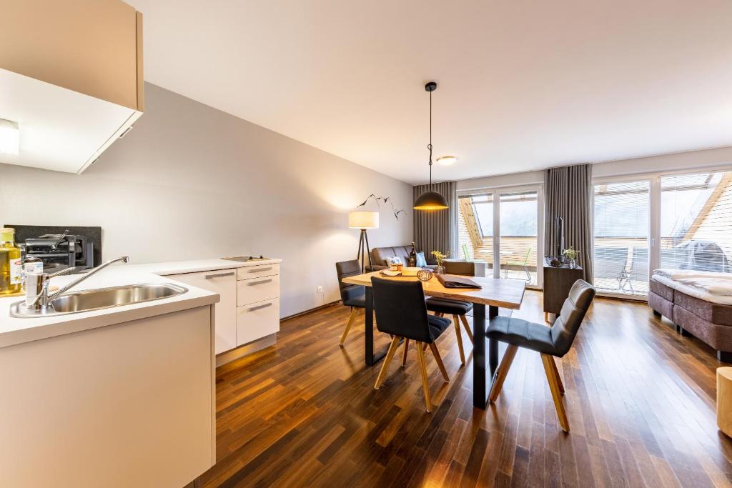 der Sonnberg Alpinlodges - Apartments mit Seeblick, privater Sauna und Self Check-In - 8