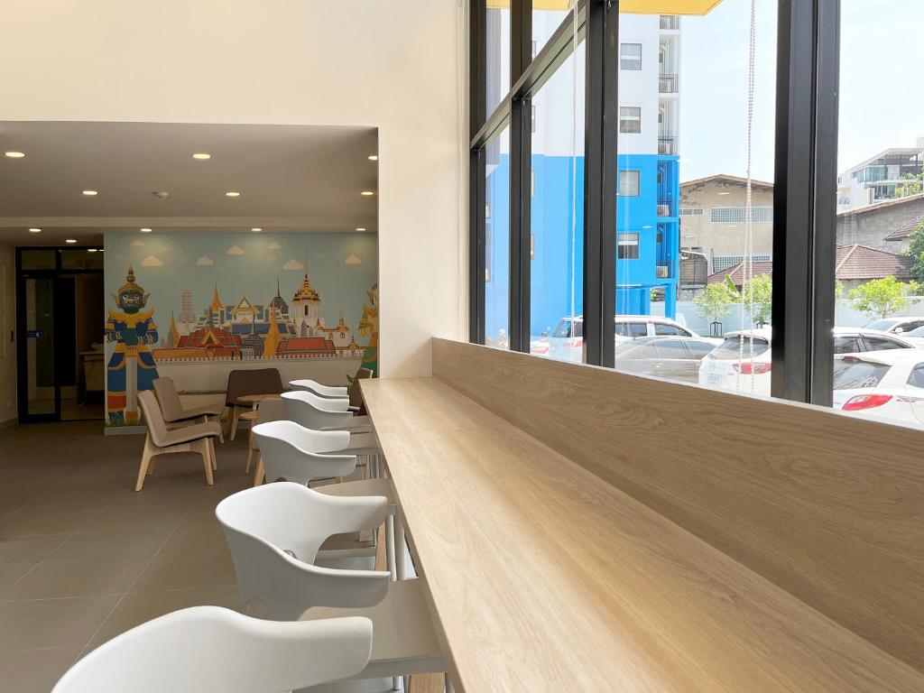 HOP INN Bangkok Onnut Station - Resim 4