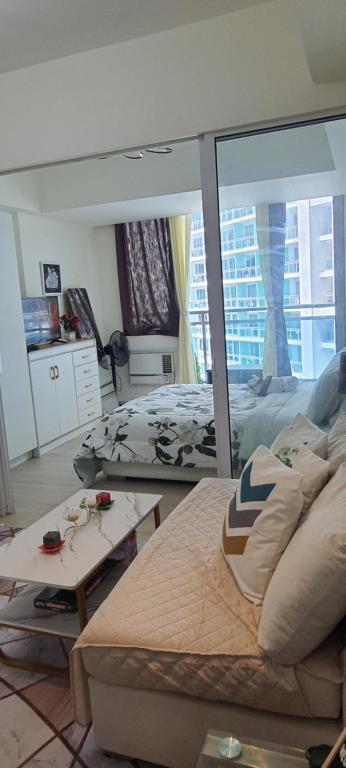 JN Condotel The Azure Urban Resort Residences