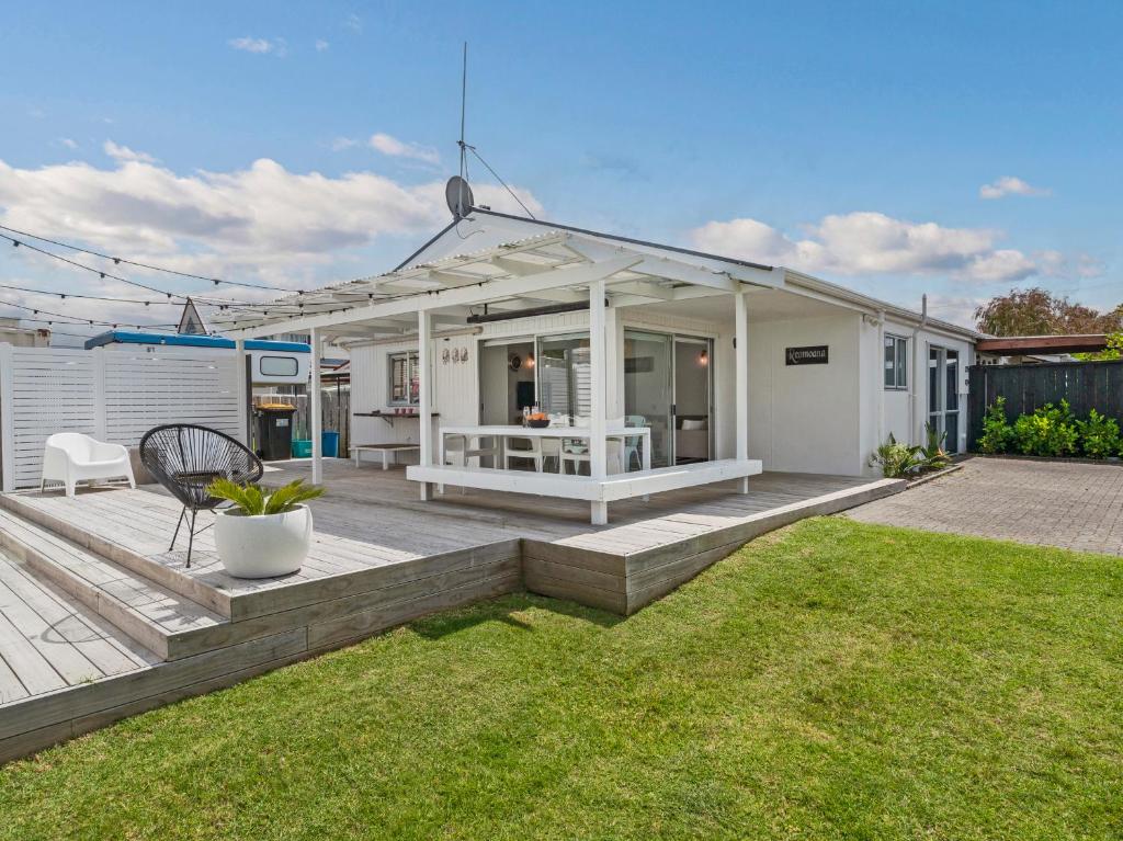 The Weka Bach Whangamata Holiday Home, Whangamata (updated prices 2024)