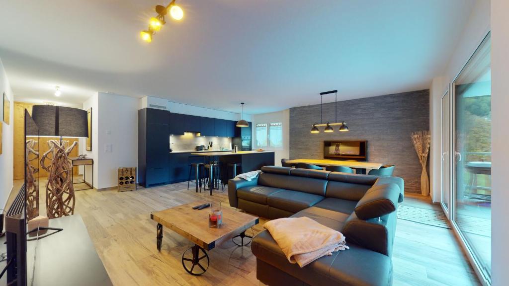 Posezení v ubytování Spacious apartment - beautiful terrace with view
