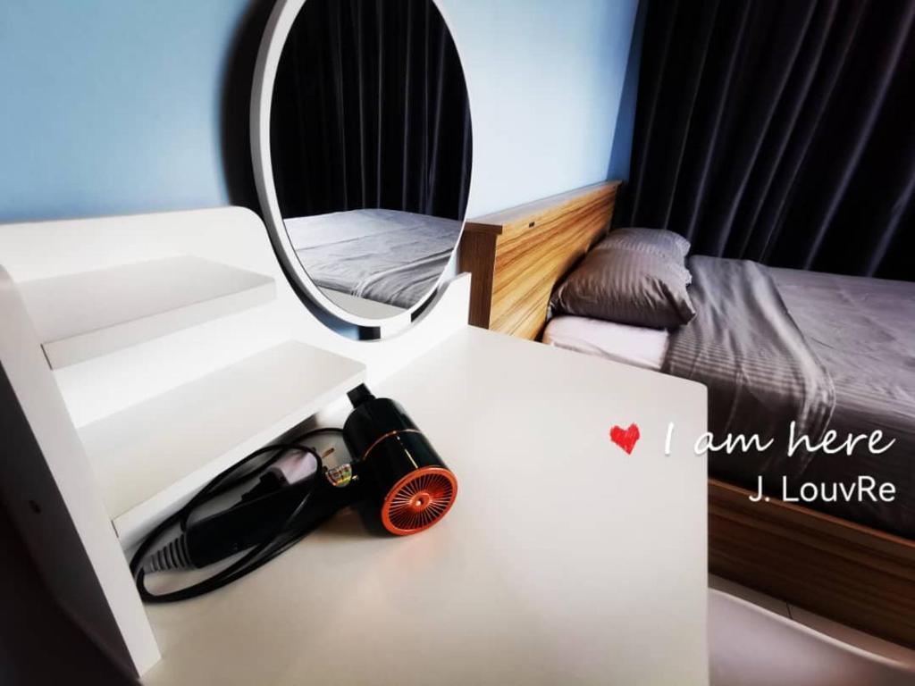 Studio Apartment Pasar Malam J.LouvRe - Appartamento Con Una Camera Da Letto