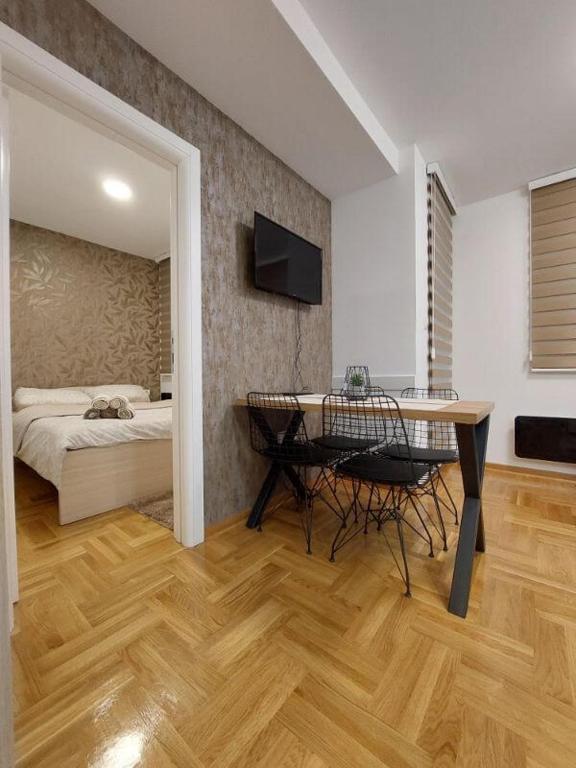 Postel nebo postele na pokoji v ubytování Apartman Loly Zlatibor