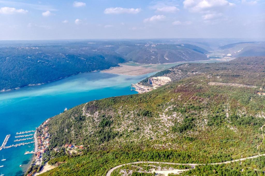 Príroda v okolí vily