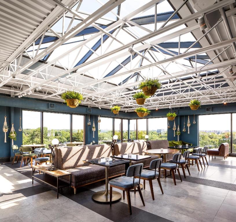 The Broadview Hotel - Resim 30