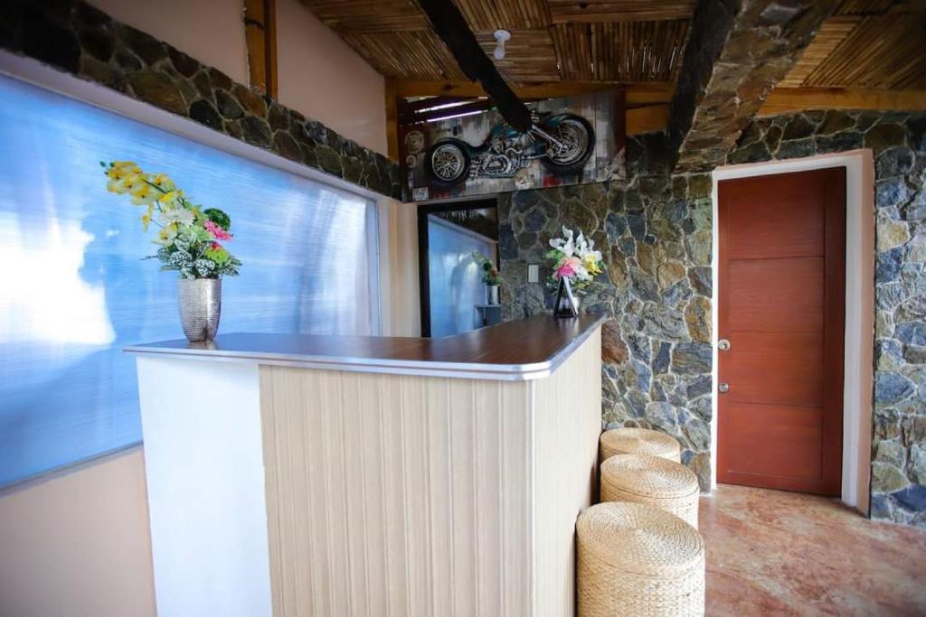 Fotografie z fotogalerie ubytování Marco s Tourist Inn by RedDoorz v destinaci Leyte
