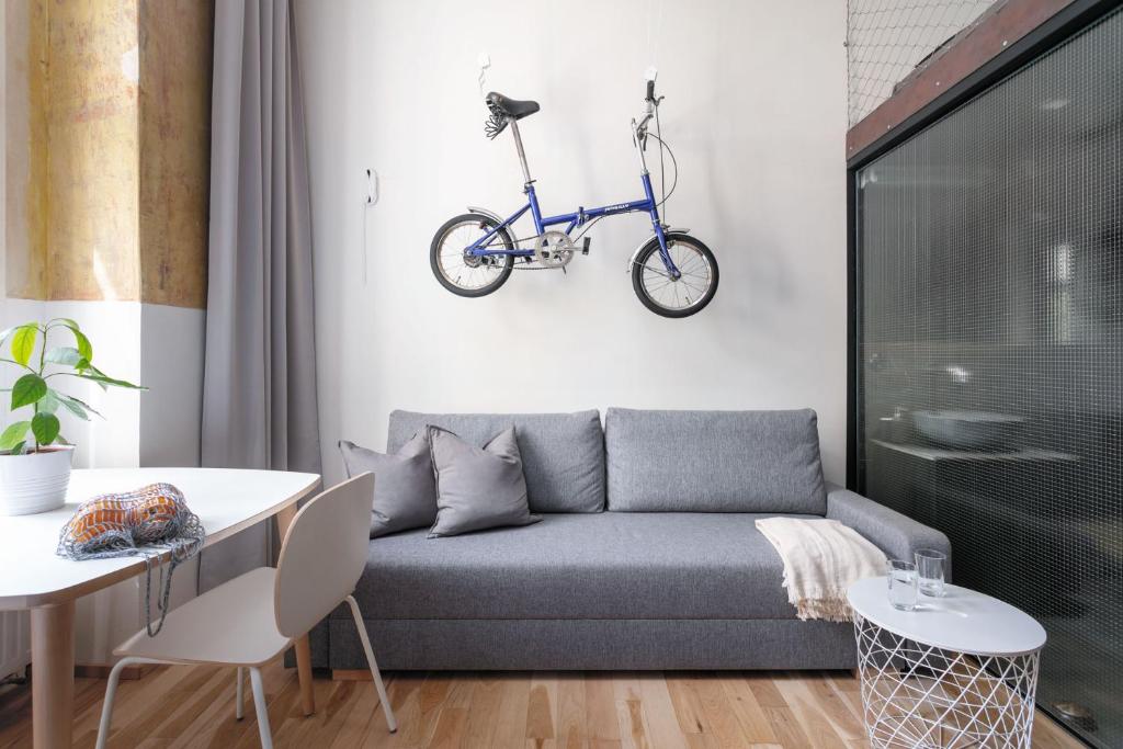 Zdjęcie z galerii obiektu TurnKey I Designed Studio w Pradze