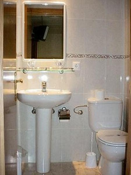 Hostal La Barretina, Figueres – Updated 2022 Prices