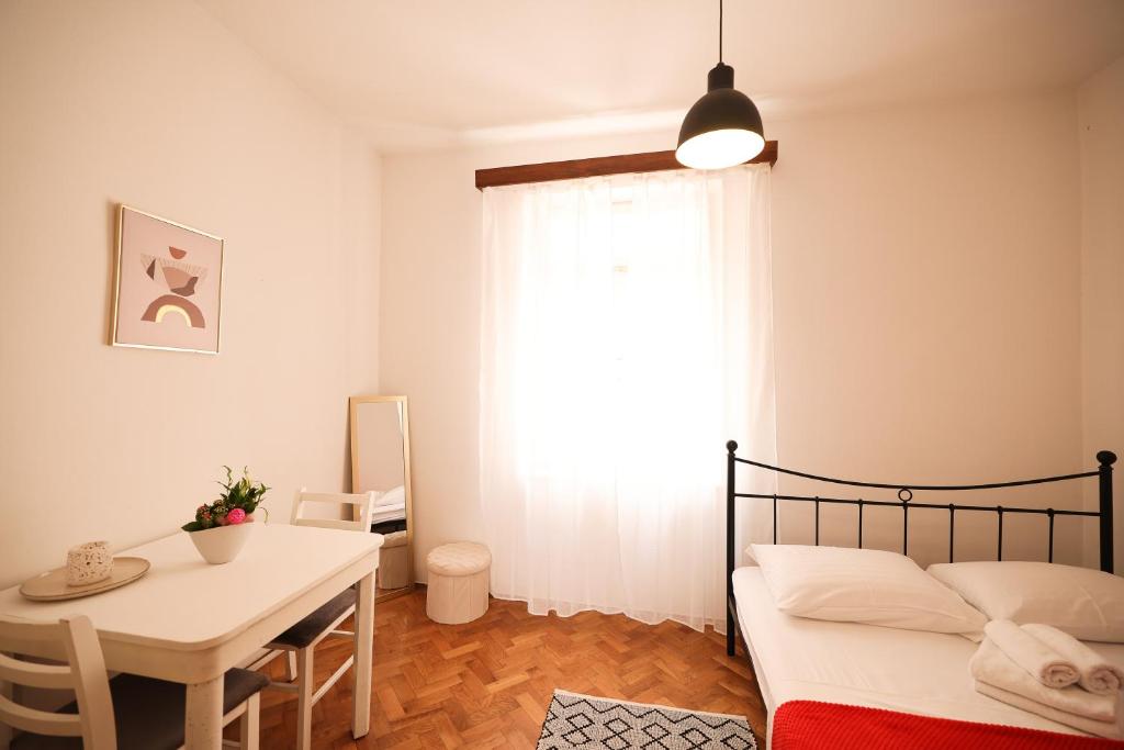 Fotografia z galérie ubytovania Cozy studio apartments in city centar Stošija v destinácii Zadar