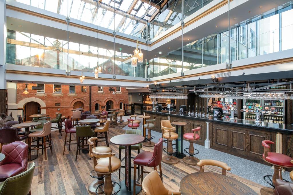 Keavan's Port Hotel, Dublin - Resim 36