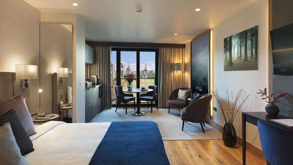 Tower Suites by Blue Orchid - Executive Studio With Kitchenette