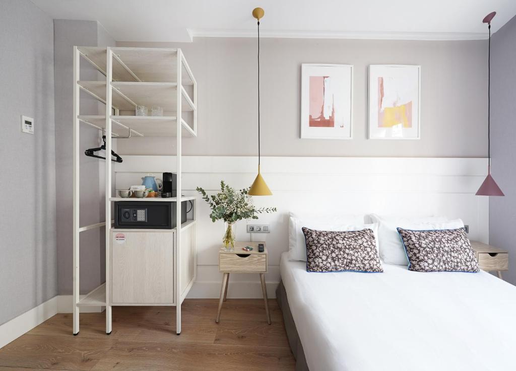 Numa Barcelona Brio - Resim 2