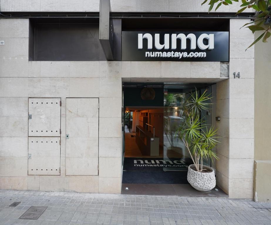 Numa Barcelona Brio - Resim 40