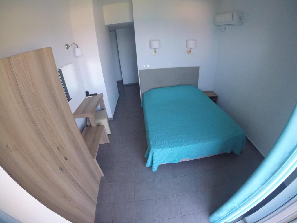 Postel nebo postele na pokoji v ubytování Kimiro Drosia Zante