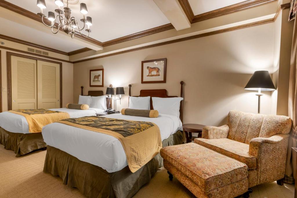 The Blakely by LuxUrban - Double Room With Two Double Beds - Non-Smoking