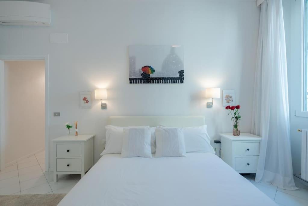 Zdjęcie z galerii obiektu Belledonne Apartment-Hosted by Sweetstay we Florencji