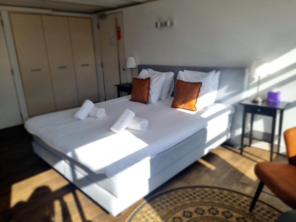 Hotel Oldenburg - Habitación Doble Estándar Con Inodoro Externo