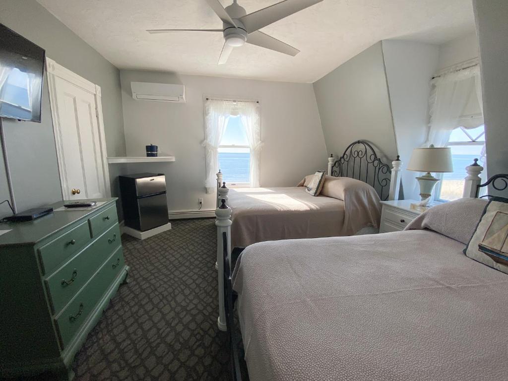 By The Sea Guests Bed & Breakfast and Suites - 海滨大号床间 - 带两张大号床 - 203