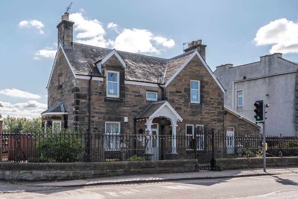 Abercorn Lodge SemiDetached House, Edinburgh (updated prices 2024)