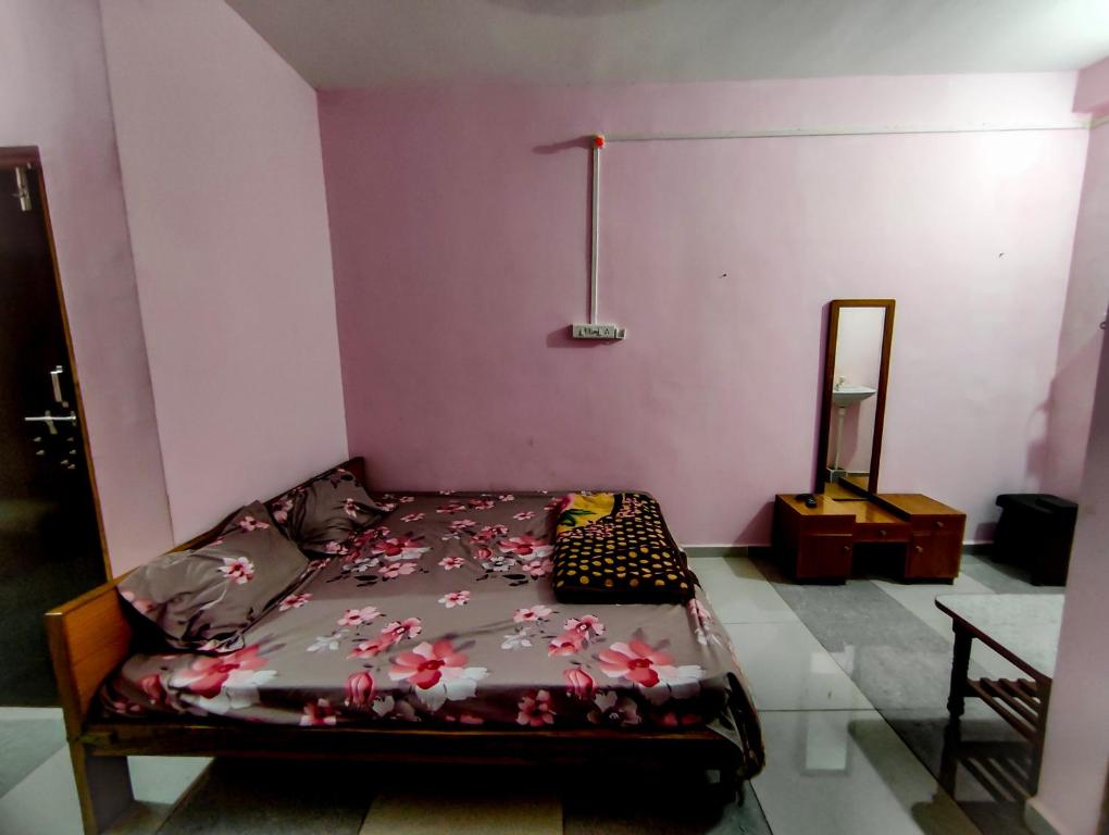 Krishna Homestay - Habitación Doble Estándar Con Ventilador