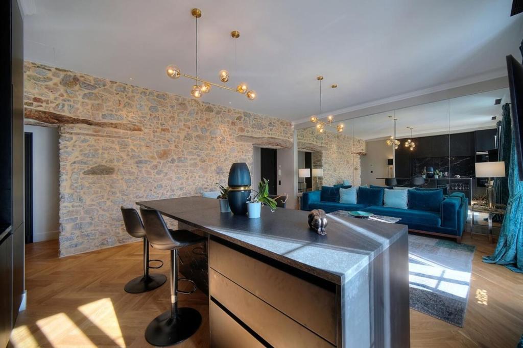 Posedenie v ubytovaní REF 1393 - Cannes Center - Apartment for rent