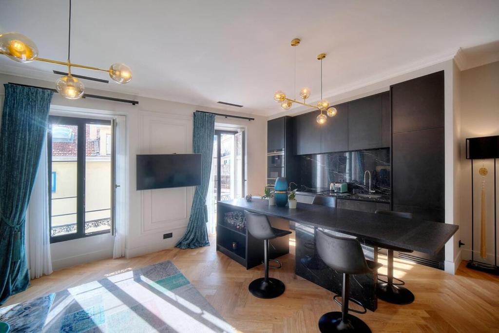 Kuchyňa alebo kuchynka v ubytovaní REF 1393 - Cannes Center - Apartment for rent