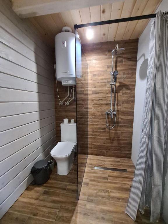 Koupelna v ubytování Апартаменти БАРВА