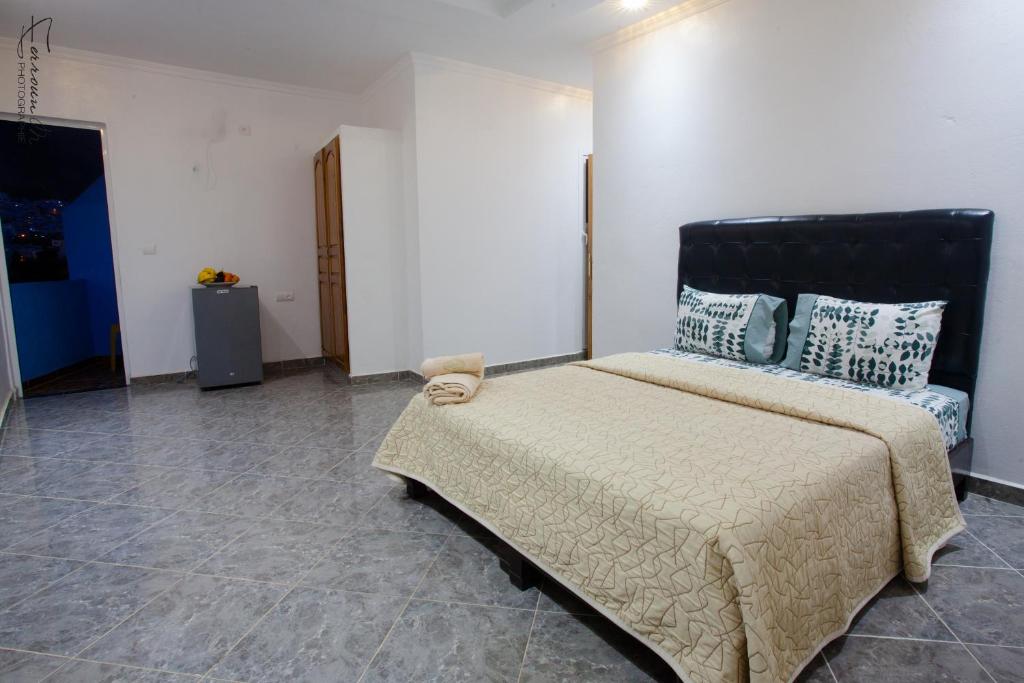 Dar El Mghouchi - Quarto Quadruplas Com Chuveiro