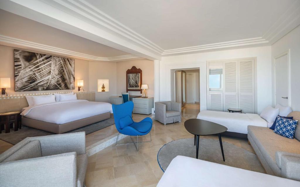 Posteľ alebo postele v izbe v ubytovaní Radisson Blu Palace Resort & Thalasso, Djerba