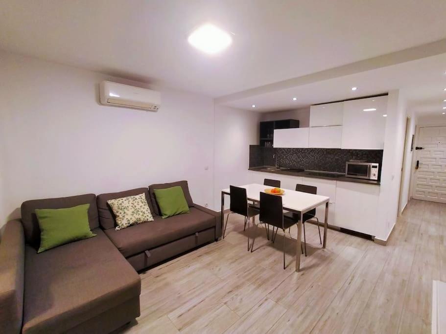 Kuchyň nebo kuchyňský kout v ubytování Molinos holidays playa del inglés