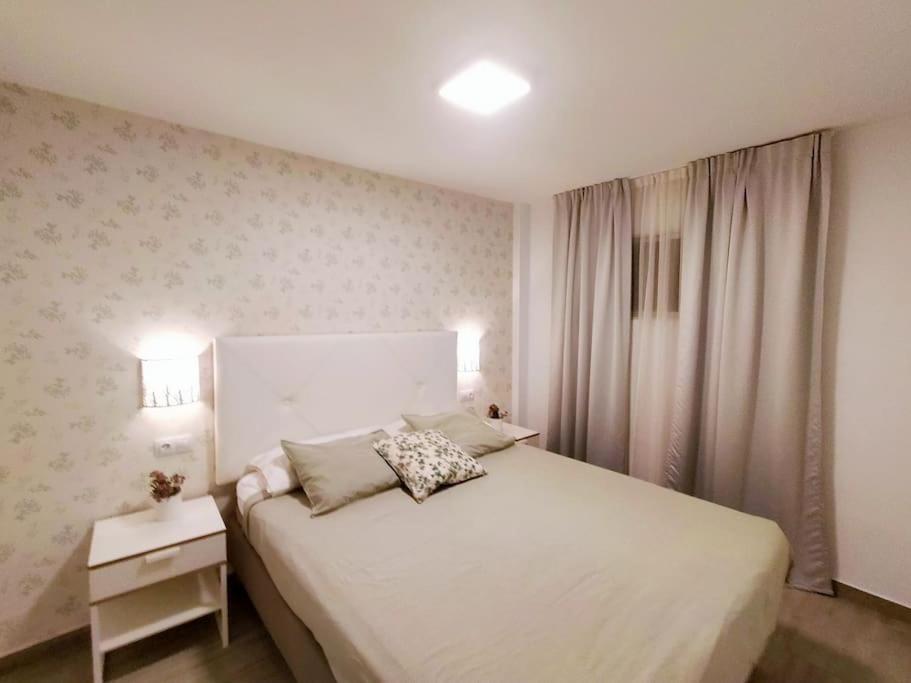 Postel nebo postele na pokoji v ubytování Molinos holidays playa del inglés