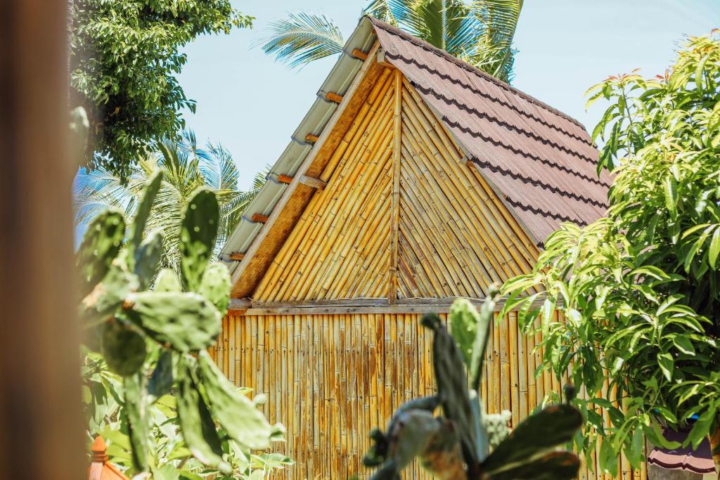 Atuh Forest Cottage - 18